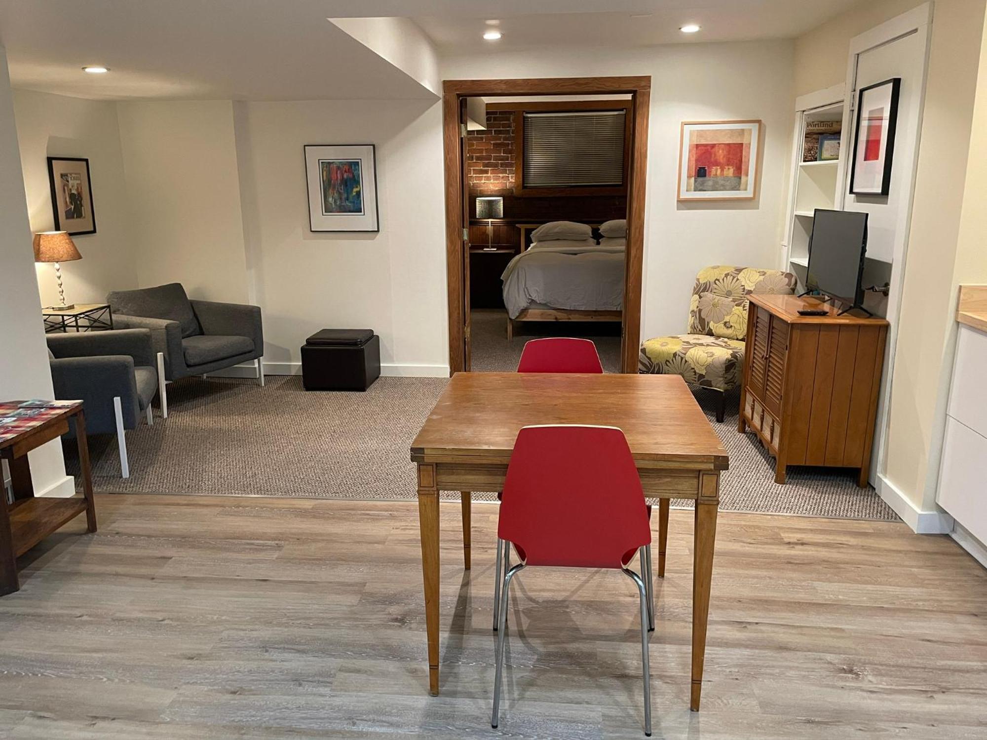 Portland International Guesthouse Экстерьер фото